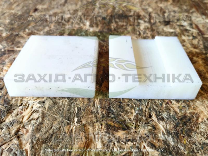Полоз пластиковий - D03936/G10A00042